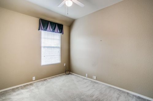 337 Touchdown Dr, Irving TX exterior