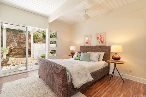 113 Lumahai St, Honolulu HI  96825-2101 exterior