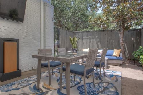 3433 4th St, Fort Worth TX  76107-2118 exterior