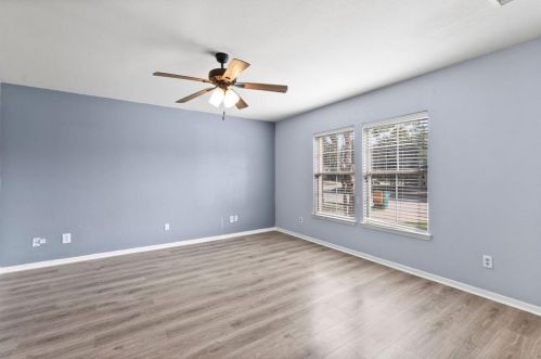 1714 Leafhopper Ln, Conroe TX  77301-5506 exterior