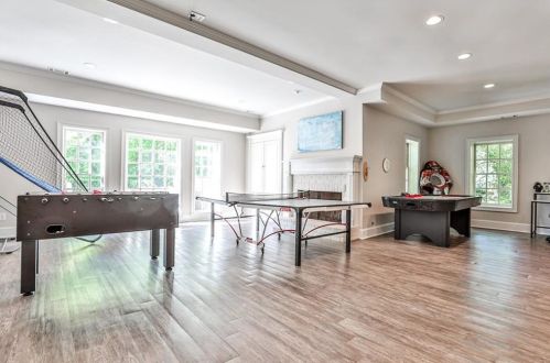 2980 Habersham Way, Atlanta GA  30305-2816 exterior