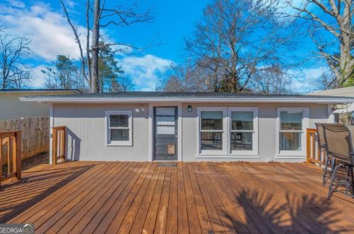 180 Southern Shores Rd, Jackson, GA 30233-3365