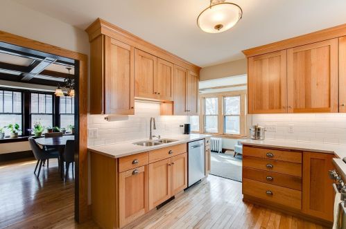 1888 Grand Ave, Saint Paul MN  55105-1409 exterior