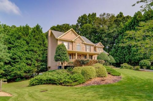 213 Breckenridge Ct, Holly Springs, GA 30115-4317