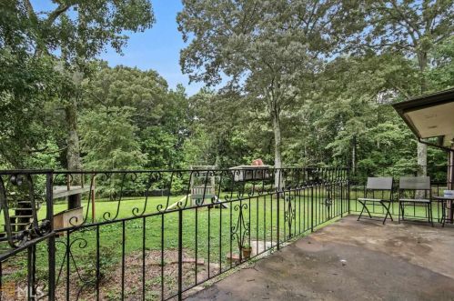 3010 Hathcock Rd, Atlanta GA  30349-1146 exterior