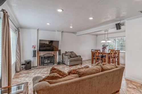 4450 Sunflower Way, Chino, CA 91710-5006