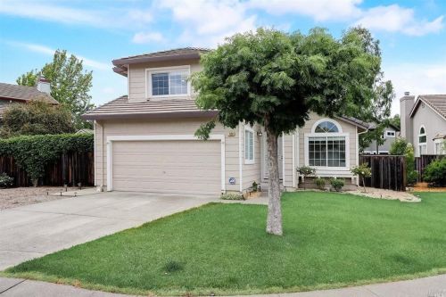 439 Quince St, Windsor, CA 95492-7118