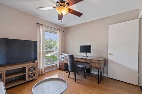 1801 Kensington Dr, Carrollton TX 75007-2463 exterior