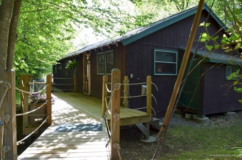 39 Cottage Ln, Embden, ME 04958-3763