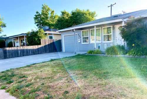 321 Westwood Ave, Lodi, CA 95242-2452