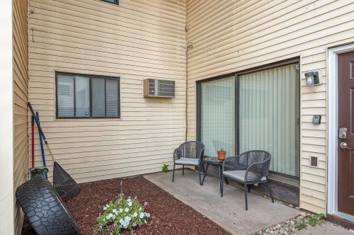 7332 72nd Ln, Minneapolis MN  55428-1643 exterior