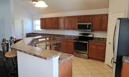 10313 Nelson Dr, Fort Worth TX  76126-4608 exterior