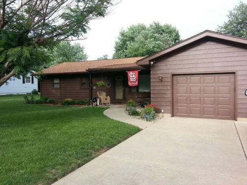 4108 Mcclain Dr, Decatur, IL 62526-1239