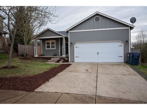 6065 Pebble Ct, Springfield, OR 97478-8580