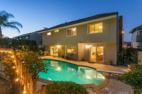 752 Fairway Ln, Anaheim CA  92807-4802 exterior