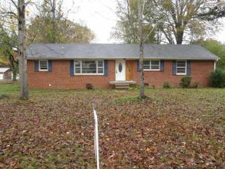1214 Fawn St, Tullahoma, TN 37388-3007