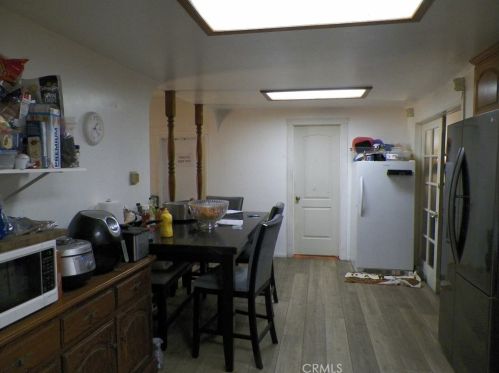 10080 Victoria Ave, Riverside CA  92503-6146 exterior