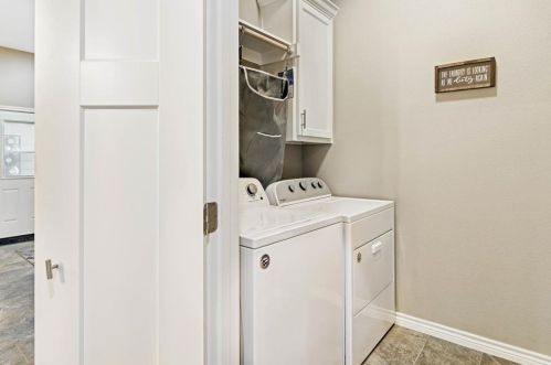 303 Walnut St, Whitewright TX 75491-2243 exterior