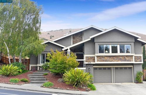 822 Rose Dr, Benicia, CA 94510-3601