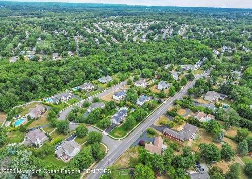 232 Cold Indian Spg Rd, Tinton Falls NJ 07712-3224 exterior