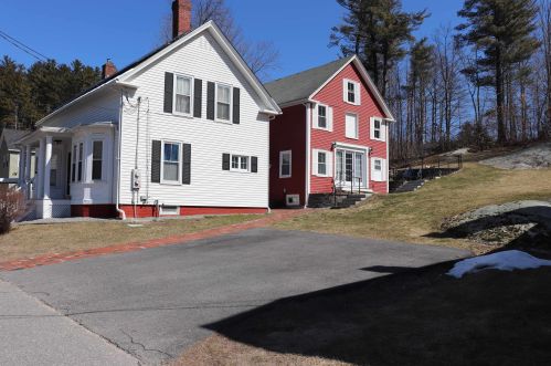 12 Summer St, Goffstown, NH 03045-1722