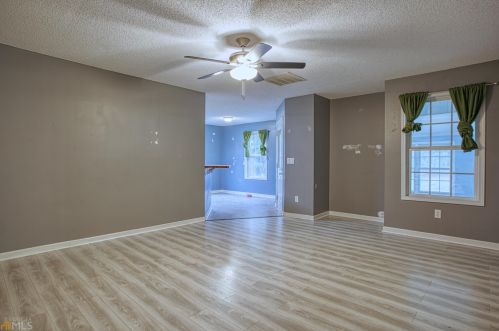 342 Lambert Overlook Cir, Carrollton, GA 30117-4987