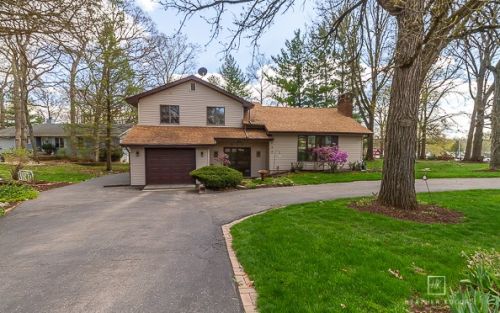 624 Rustic Rook Dr, Somonauk, IL 60552-9657