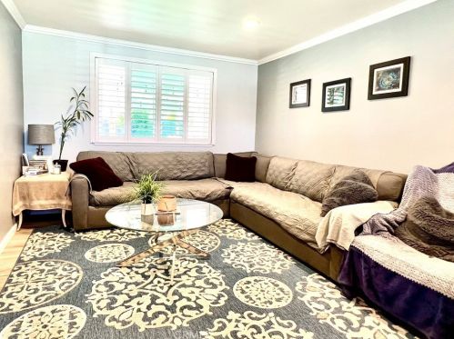 11641 Mossler St, Anaheim CA  92804-6741 exterior