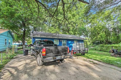 3955 Ohio St, Gary, IN 46409-1851