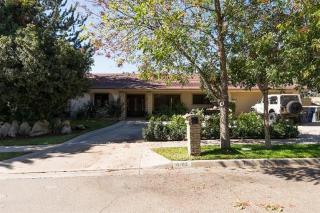 6769 Valentine Ave, Fresno, CA 93706-9167