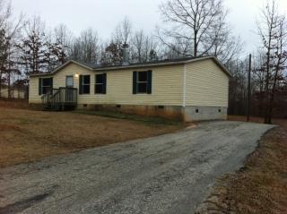 1364 Hicks Rd, Toccoa GA  30577-6947 exterior