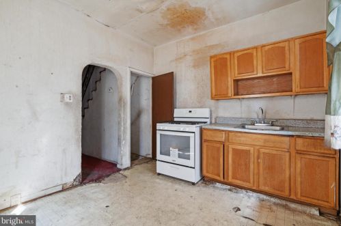 3413 10th St, Philadelphia PA 19148-0053 exterior