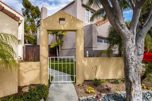 97 Calle Sol, San Clemente, CA 92672-9305