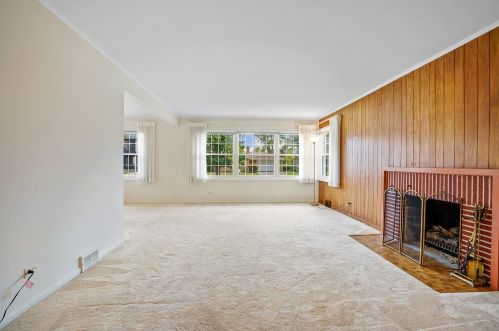 1408 Pendleton Ln, Glenview, IL 60025-2242