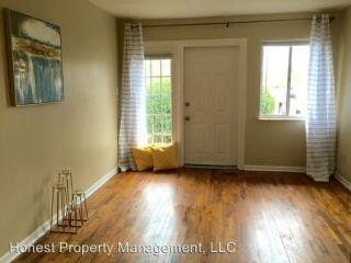 2258 Hawthorne Ln, Indianapolis IN  46218-3971 exterior