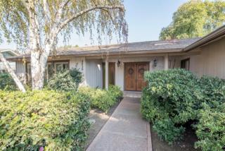 2430 Country Club Ln, Conejo, CA 93662-3236