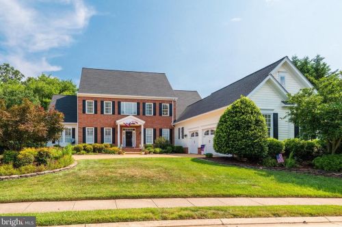 13211 Piedmont Vista Dr, Haymarket, VA 20169-2646