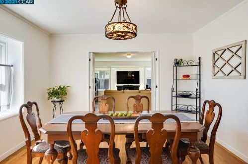 1399 Grv Way, Concord CA  94518-1208 exterior