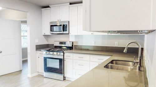 6352 Riverside, Riverside CA  92506-3129 exterior