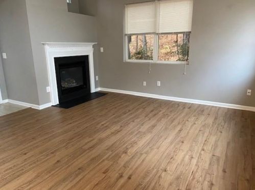 236 Hiawassee Dr, Holly Springs GA  30188-7851 exterior