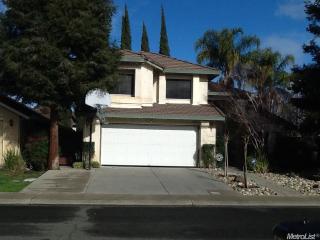 3909 Wilmington Way, Modesto, CA 95357-1350