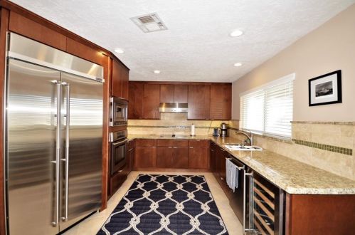 11 Mariner Village Dr, Taylor Lake Village TX  77586-5448 exterior