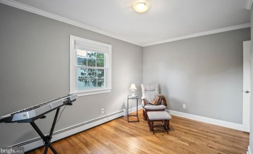 13 Rosalind Dr, Trenton NJ  08648-3245 exterior