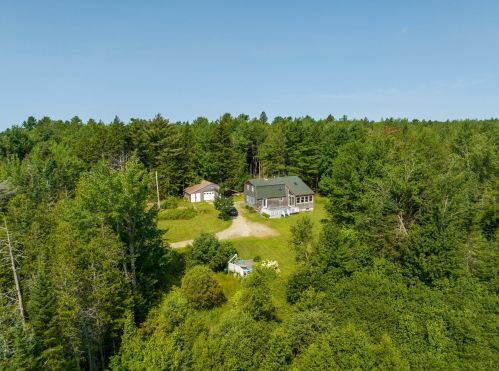 24 Mesa Farm Ln, Blue Hill, ME 04614-5719