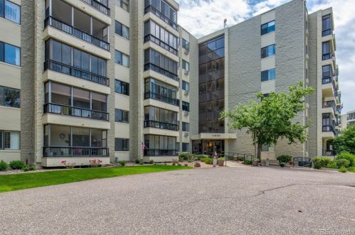 13850 Marina Dr, Aurora CO  80014-5509 exterior