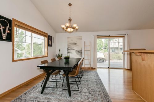 895 Drew Dr, Saint Paul MN  55129-6800 exterior