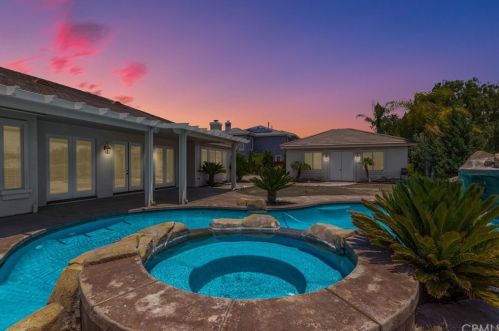 40248 Odessa Dr, Temecula, CA 92591-6166