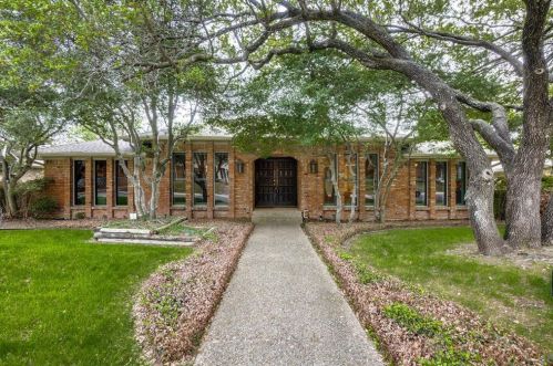 9110 Glen Springs Dr, Dallas, TX 75243-7514