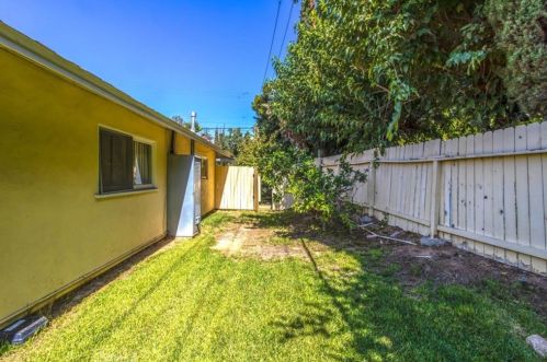 3520 Watkins Dr, Riverside CA  92507-4609 exterior