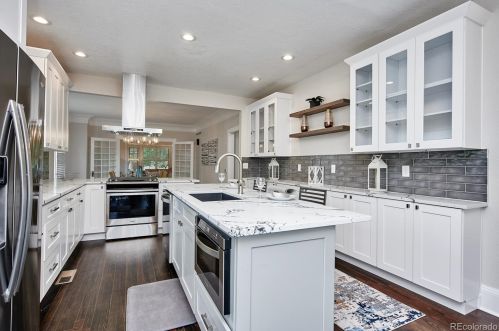 838 Fillmore St, Denver CO  80209-4819 exterior